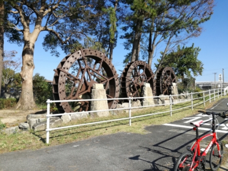 三連水車