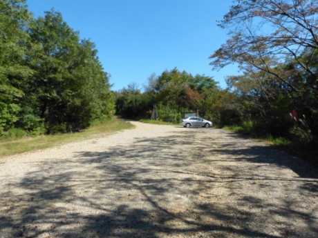亀割登山口駐車場