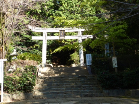 本宮山登山口