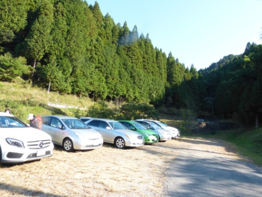 和市登山口駐車場