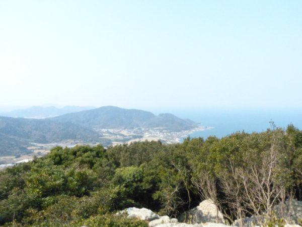 桟敷岩