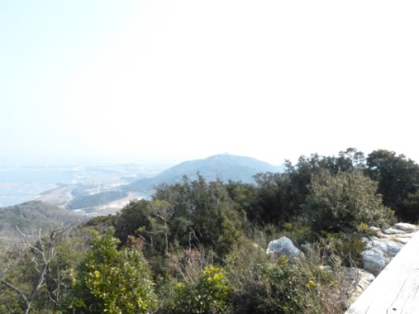 衣笠山