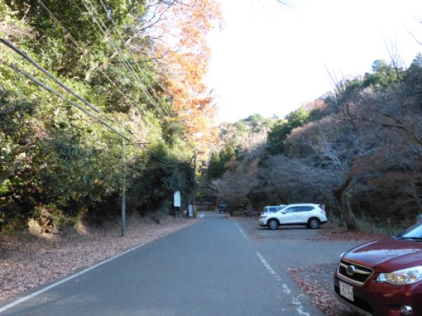 岩屋堂公園駐車場