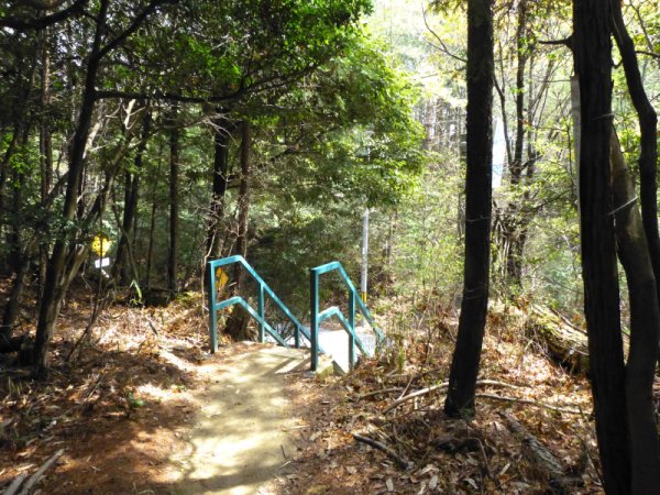 弥勒山登山口（内津峠）