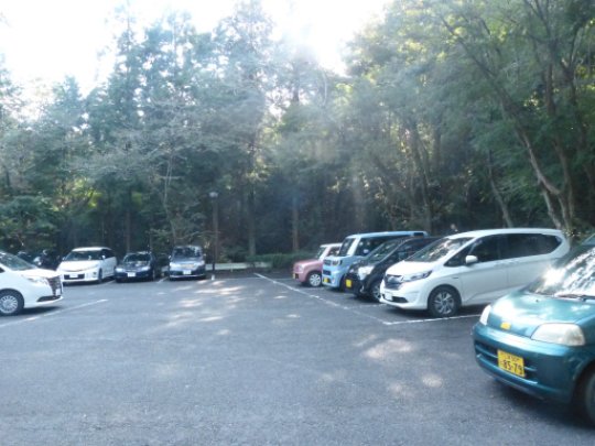 猿投山麓駐車場