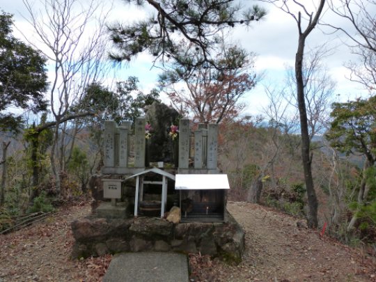迫間不動　奥の院 
