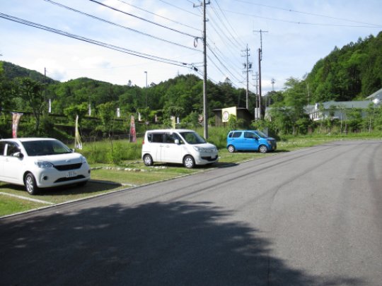 大川入山登山口駐車場
