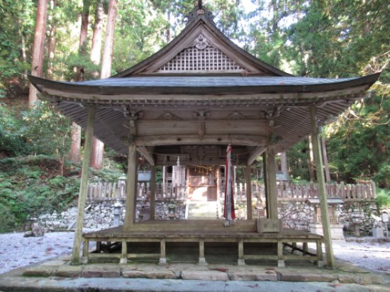 大皇器地祖神社