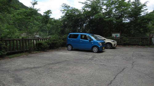 岩村ダム駐車場